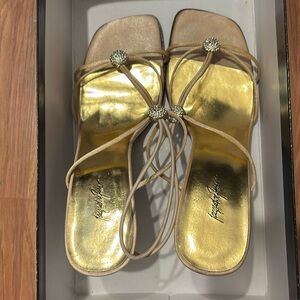 Elegant gold dress heels